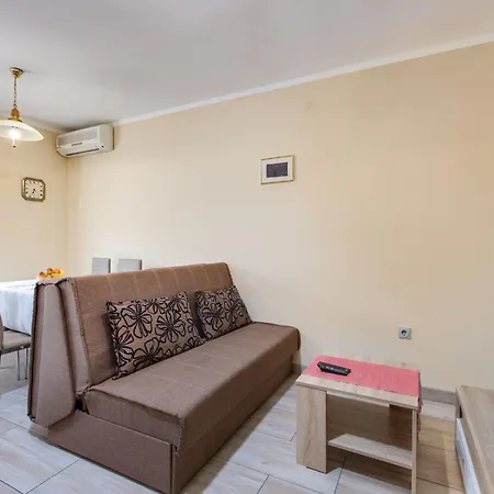 Schoene Mira 2 By Interhome Lägenhet *