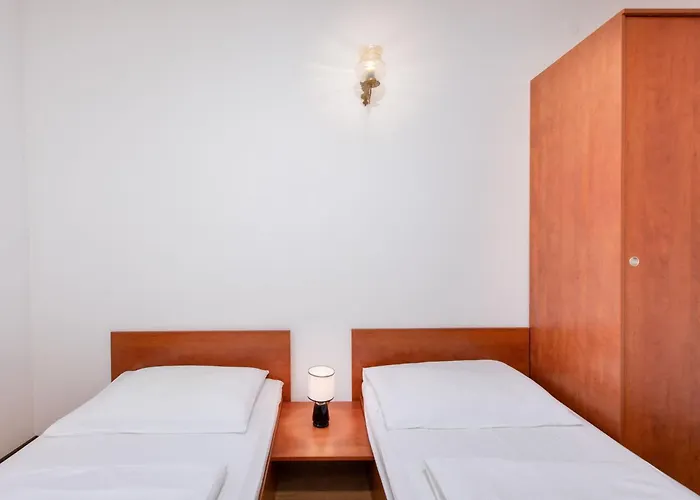 Lägenhet Schoene Mira 2 By Interhome